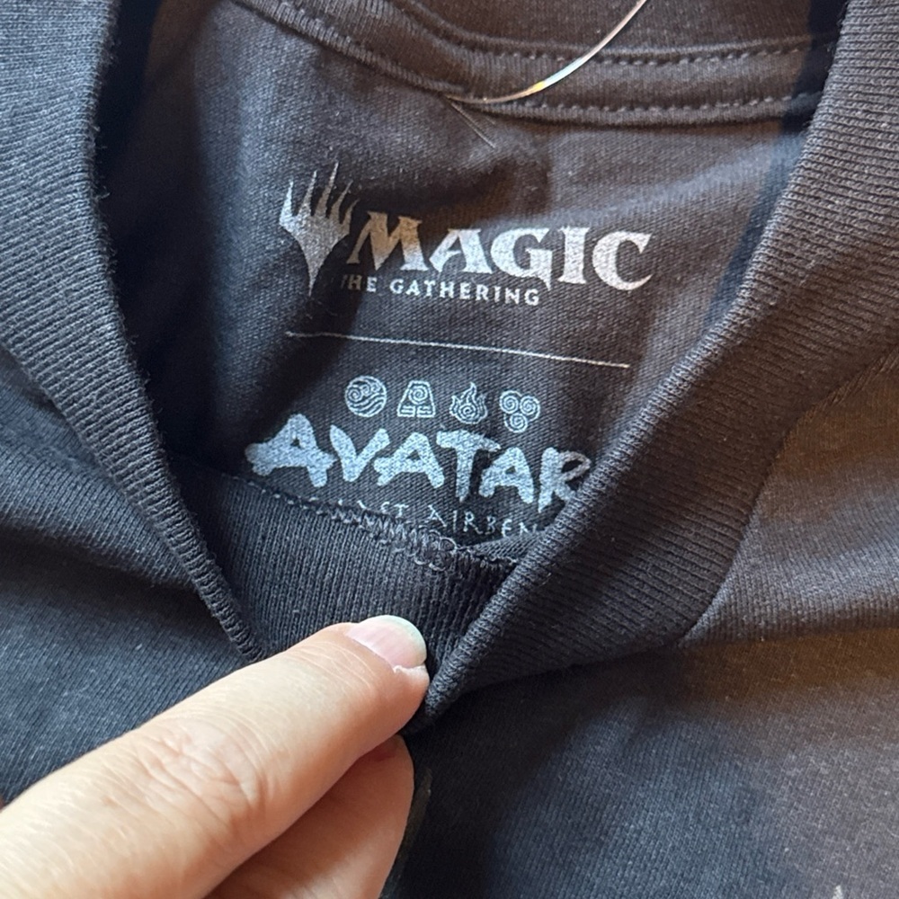 Magic The Gathering x Avatar:  The Last Airbender Appa Shirt New With Tags - Picture 5 of 7